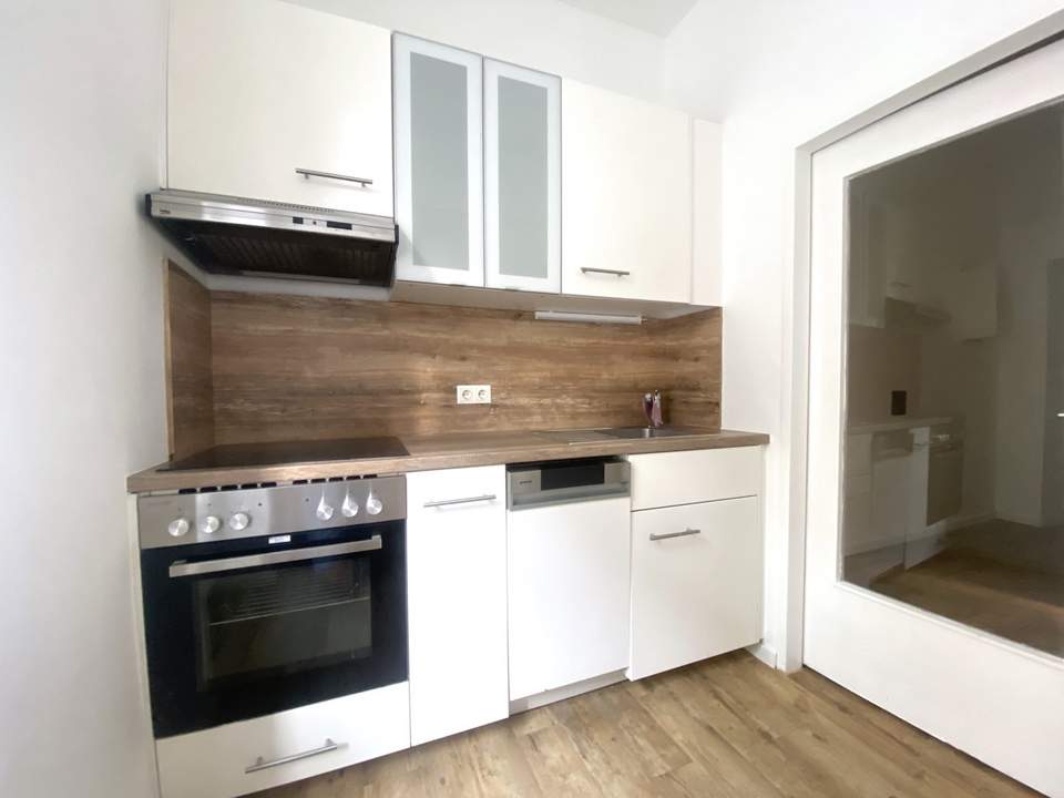 Top-sanierte Altbauwohnung in der Steyrergasse 83 – 35 m², sofort verfügbar!