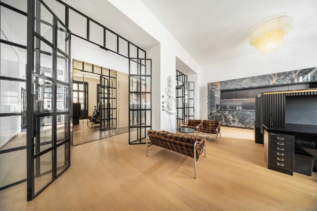 Repräsentatives, komplett möbliertes Design-Office im Schloßquadrat zur Untermiete