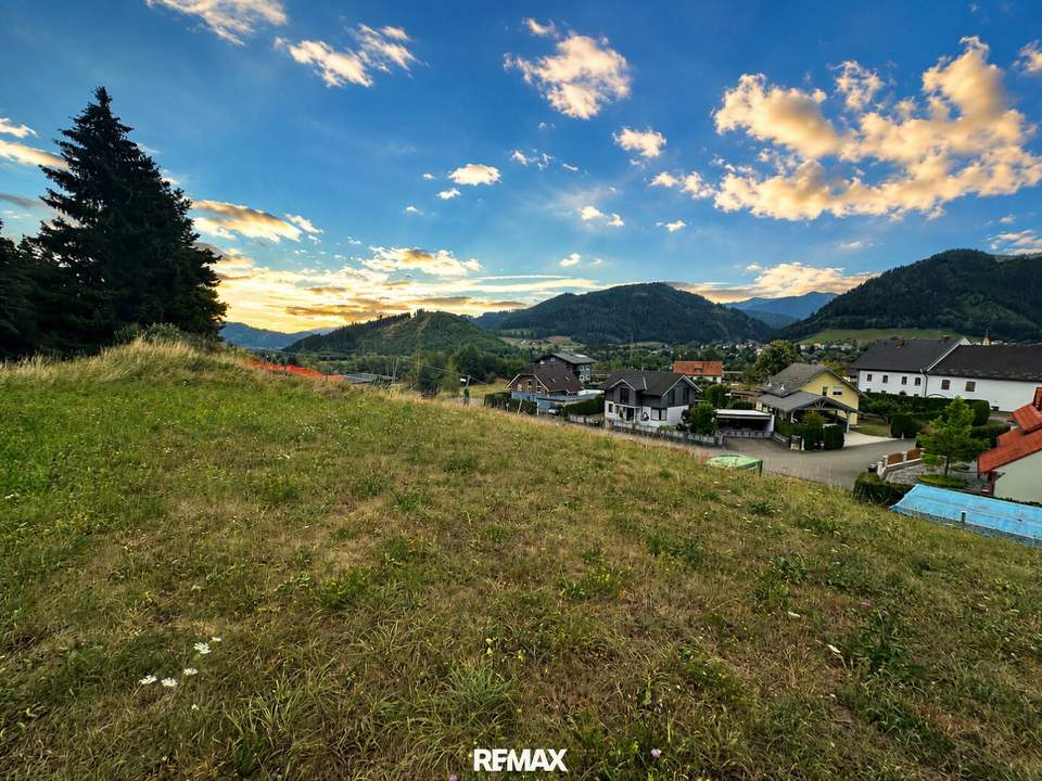 *** Sonne, Freiheit &amp; Ausblick; Baubewilligtes Hanggrundstück für Ihr Traumhaus ***