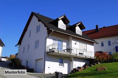 +++ Sehr gepflegtes 2-Familienhaus mit Garten und Terrasse +++