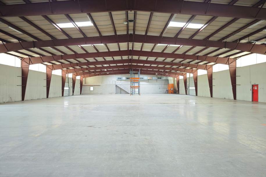 ca. 1.800m² Halle mit Rampen und ebenerdiger Einfahrt | beheizt | 250m² Büro | Groß-Enzersdorf mit Nähe zum 22. Bezirk, Gewerbeobjekt-miete, 8.305,00,€, 1220 Wien 22., Donaustadt