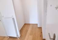 Sanierte Dreizimmerwohnung mit Loggia!