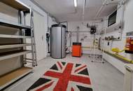 LIEBEVOLLER BUNGALOW MIT GEPFLEGTEM GARTEN IN TRAUMHAFTER RUHELAGE