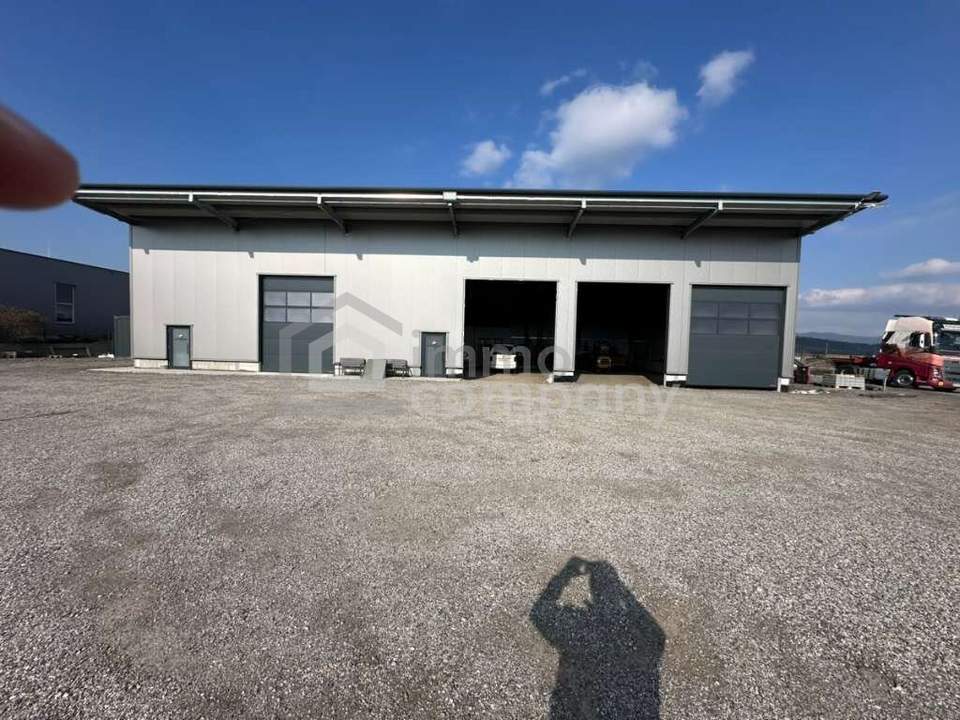 Lagerhalle mit vielen Möglichkeiten