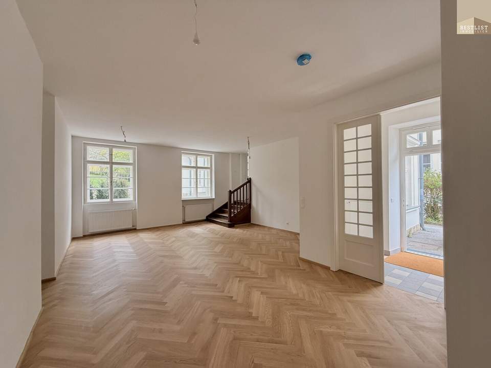 Repräsentative Praxis- / Bürofläche in Toplage Baden – ca. 215 m² mit Terrasse &amp; vielseitiger Raumaufteilung!