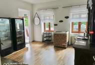 Tradititioneller Vierkanthof mit 2 Wohnhäusern, Heurigenlokal &amp; Hofladen Nähe Stift Göttweig bei Krems