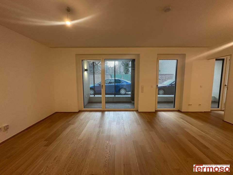 Moderne 2-Zimmer-Wohnung mit Loggia im 18. Bezirk – 60m², EG, Lift, Miete €1.375
