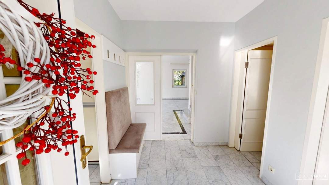 Stilvolles Wohnen in Mauer mit Pool, großzügiger Terrasse und privatem Gartenambiente | ZELLMANN IMMOBILIEN