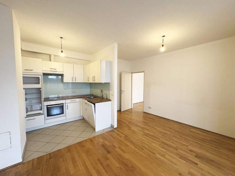 Ruhige 2-Zimmer-Wohnung mit Veranda, in der Tivoligasse!