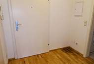 UNBEFRISTET, INNSTRASSE, 60 m2 Altbau, 2 Zimmer, Komplettküche, Wannenbad, Parketten, 1. Liftstock