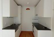 Moderne 2 Zimmer-Wohnung mit Garten und Terrasse - nächst UBahn-Station Niederhofstraße!