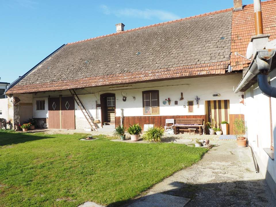 Open-House - "Bauernhaus mit Wohntrakt und ehemaligem Wirtshaus"