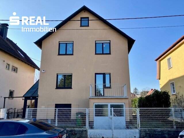 ***Einfamilienhaus mit großem Potential in begehrter Lage***