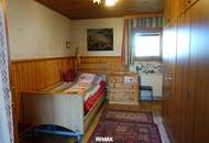 Lieblicher Bungalow mit Werkstatt, Selch & großem Grundstück – perfekt für Selbstversorger