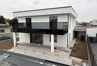 Neu gebautes Haus mit Pool und Doppelgarage