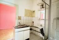 Zwei getrennte Wohneinheiten im Altbau – Sanierungsbedürftige Wohnung mit Potenzial in Penzing