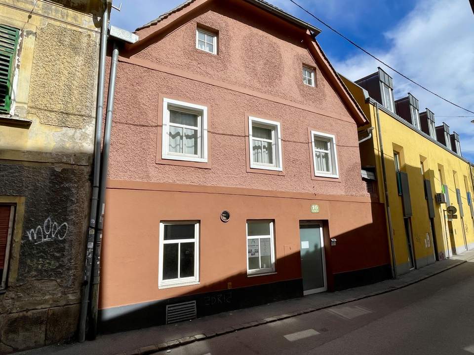 Anlegerobjekt in Lend! Zinshaus - voll vermietet bis März 2028! Preis auf Anfrage!
