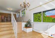 Großzügiges Ein- bzw. Zweifamilienhaus mit großem Garten und Garage