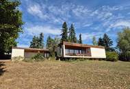 ARCHITEKTUR TRIFFT NATUR - BUNGALOW MITTEN IN DER NATUR UND GUTER INFRASTRUKUR