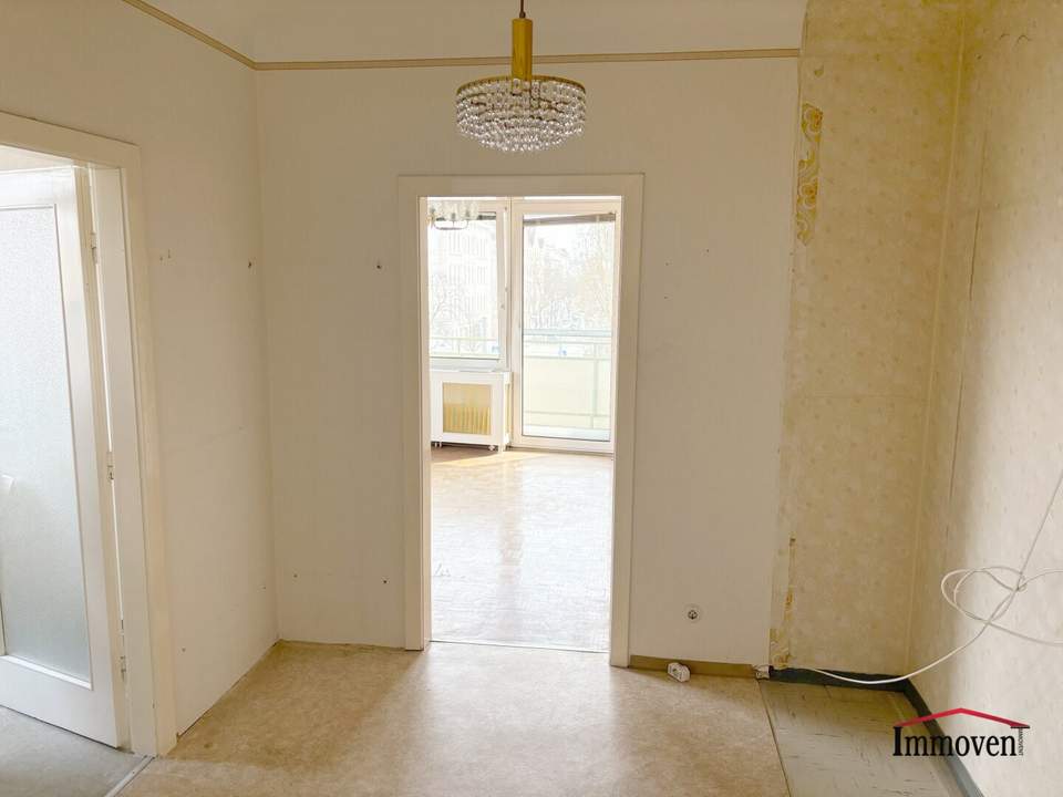NEST OR INVEST - Helle 2-Zimmerwohnung (sanierungsbedürftig) Nähe Matzleinsdorfer Platz (in Zukunft mit U-bahn U5 Station)