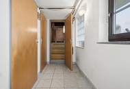 "Großzügiges Grundstück mit Altbestand"