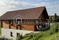 Schönes Wohnhaus in Timelkam mit Gartenhaus, Pool, Sauna und Homeoffice, top gepflegt!