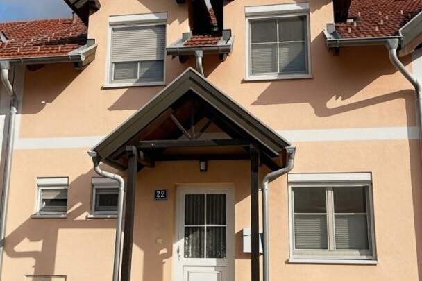 "Modernes Reihenhaus mit Pool, Keller, 2 Stellplätze&amp;Garage!", Haus-kauf, 469.000,€, 2544 Baden