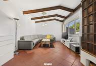 Charmanter Bungalow mit Pool & großem Garten