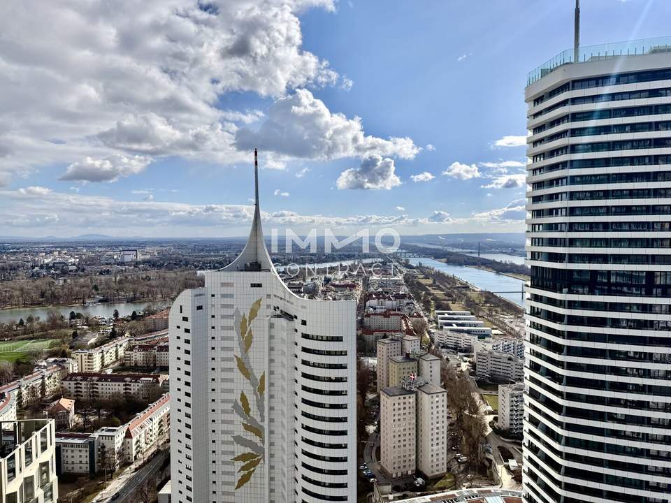 Above Vienna: 36. Floor Living - DC2 Tower: U1 Donauinsel