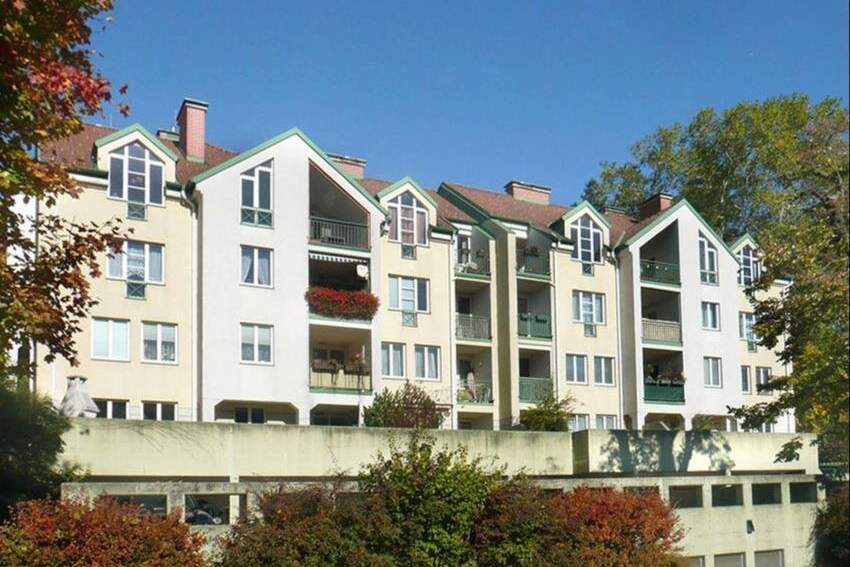 Südlich ausgerichtete 3-Zimmer-Wohnung mit Loggia und Carport im Zentrum, Wohnung-kauf, 280.000,€, 3002 Sankt Pölten(Land)