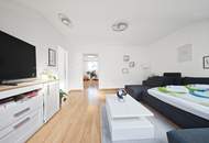 Helle 2-Zimmer Dachgeschosswohnung mit hofseitiger Terrasse | Markt- und U-Bahnnähe