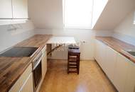 Schicke 2-Zimmer Dachgeschoss-Wohnung am Pfarrplatz 13