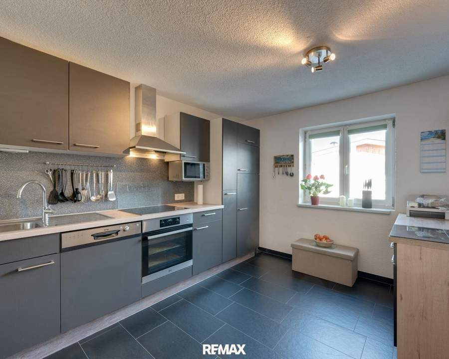 Großzügiges Wohnen mit sonniger Terrasse