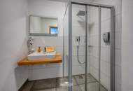 Top-Investitionsgelegenheit mit super Seeblick, Apartments und Restaurant in Seewalchen am Attersee