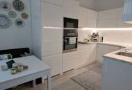 schöne 2 Zimmer Wohnung mit separater Küche ab sofort zu mieten - Goldschlagstraße 131