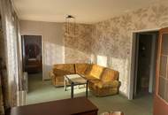 2-Zimmerwohnung mit Loggia und eigener Garage im Kurort! SANIERBAR!!