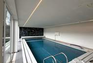 Viel barrierefreier Wohnraum, Platz für gemeinsame Werte und Indoor-Pool // Much barrier-free living-space, room for shared values, and indoor pool //