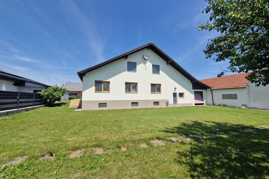 LIEBEVOLLER BUNGALOW MIT GEPFLEGTEM GARTEN IN TRAUMHAFTER RUHELAGE MIT HERRLICHEM GRÜN- UND AUSBLICK IN UNMITTELBARER FELDRANDLAGE, Haus-kauf, 359.000,€, 3494 Krems(Land)
