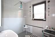 Zauberhafte, zentrumsnahe 4-Raum-Aussichtswohnung mit Balkon sowie Tiefgaragenstellplatz