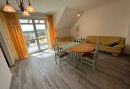 Gemütliche 3 Zimmer-Mietwohnung mit Balkon inkl. Blick ins Grüne - möbliert!