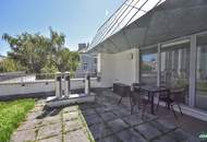 3-Zimmer-Altbau mit hofseitigem Schlafzimmer und Gemeinschaftsterrasse