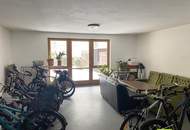 sofort verfügbare helle, gutangelegte 3 Zimmerwohnung mit sonniger Loggia in zentraler Lage