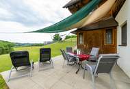 Wohn- und Ferienhaus im Grünen mit Blick auf die Riegersburg!