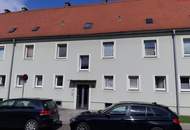 SOMMERAKTION: TOP-sanierte 3-Zimmer-Wohnung zum kleinen Preis! Vorteilhafte Lage am ruhigen Stadtrand von Steyr! Große Fenster, traumhaftes Badezimmer und praktischer Grundriss versprechen höchste Wohnqualität!