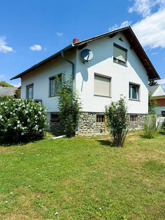 Einfamilienhaus in Ruhelage mit großem Garten - 704 m² nahe Therme Stegersbach! (Provisionsfrei)
