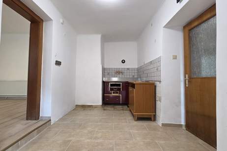 Ein/Zweifamilienhaus * teilweise renoviert * direkt am Wald gelegen * Ruhelage, Haus-kauf, 390.000,€, 3001 Sankt Pölten(Land)