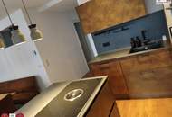 Exquisites Neubau-Juwel im Botschaftsviertel: Moderne 3-Zimmer-Wohnung mit Sicherheitsfeatures, Eigengarten und Wohnküche mit Kochinsel