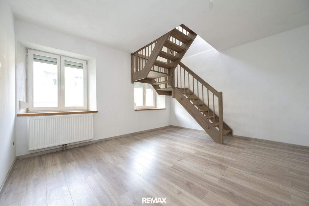 Gepflegte 4-Zimmer-Wohnung mit Küche in grüner Ruhelage von Steyr!