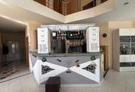 Tolles Zweifamilienhaus mit Einliegerwohnung, sonniger Terrasse, Keller, Doppelgarage und Pool!