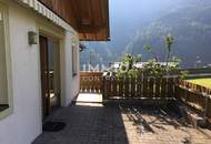 Gemeinsam leben, eigenständig wohnen: Wohnhaus mit zwei Einheiten